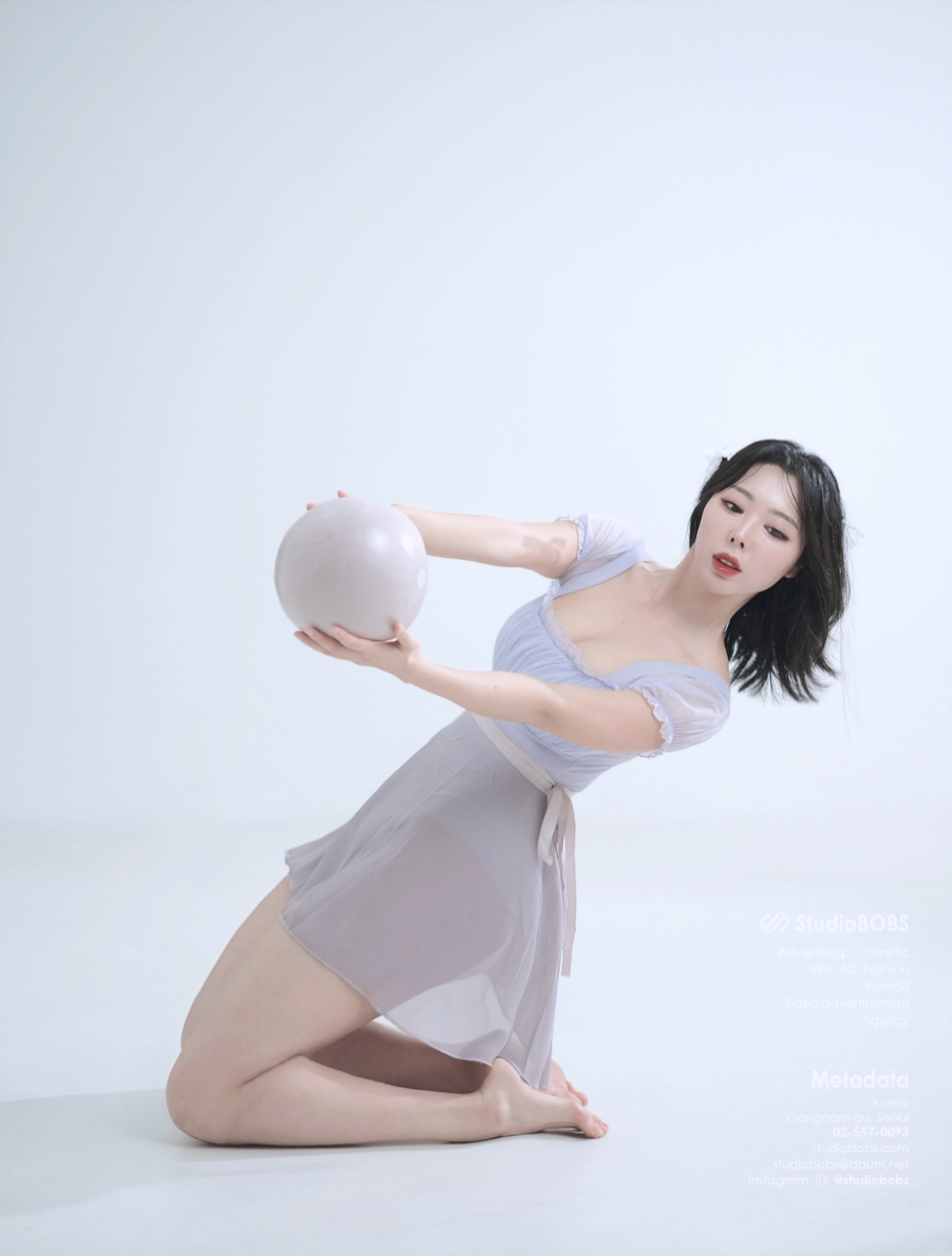 홍혜진 강사 필라테스 동작 2