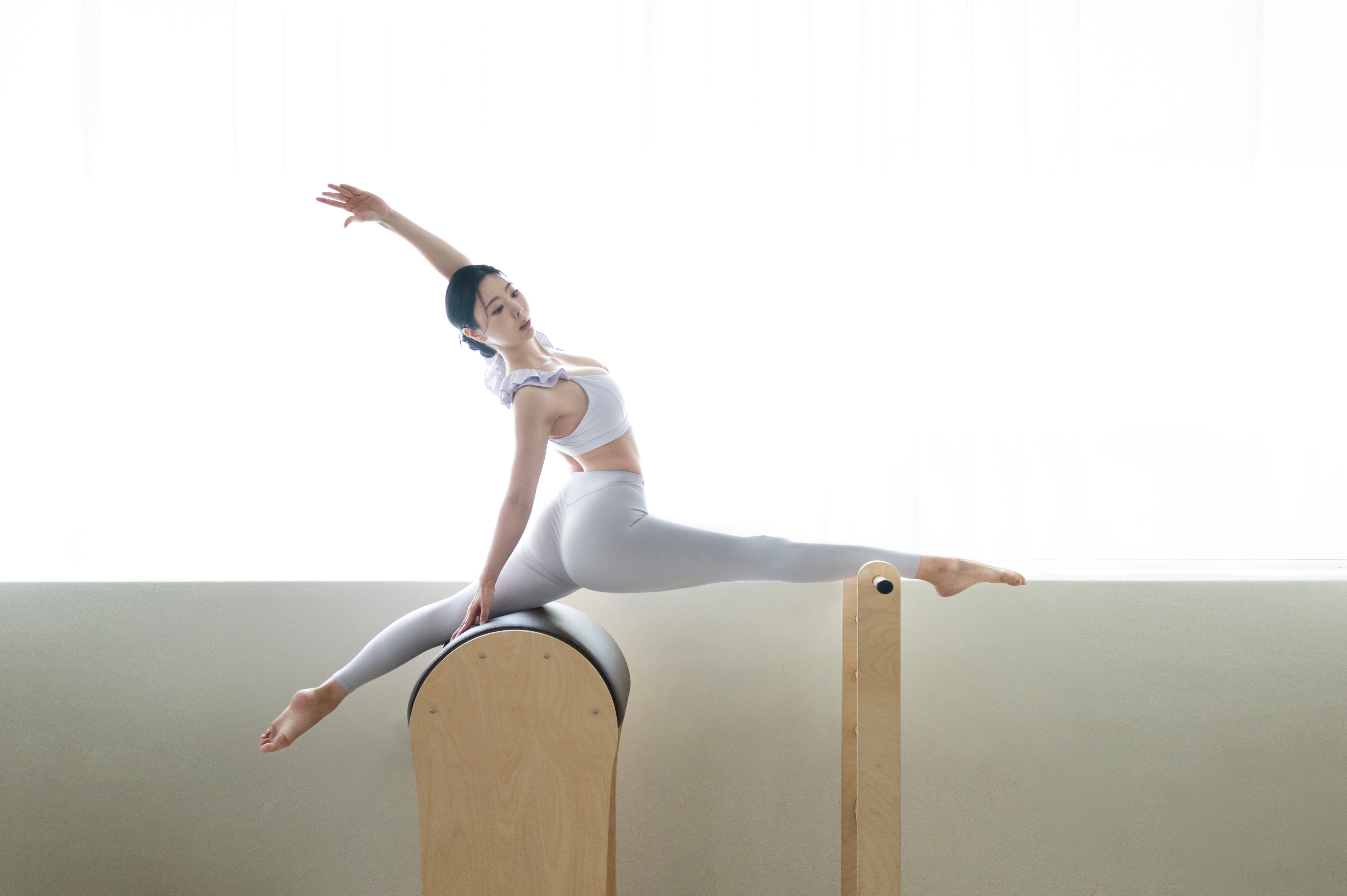 홍혜진 강사 필라테스 동작 4